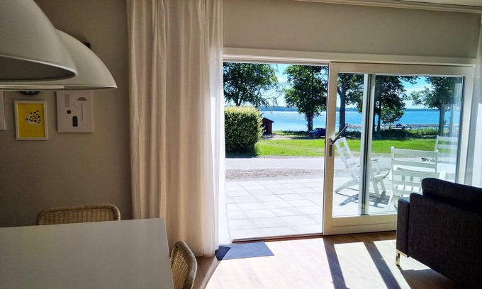 Lonashult House | Well-equipped holiday home with a view of Lake Åsnen in Hulevik, Lönashult | SE06057