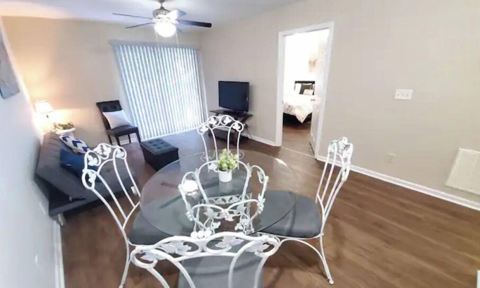 Anderson Apartment | Well located and functional.