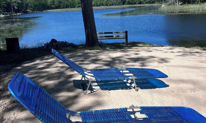 West Branch House | West Branch, Clear Lake area, Charming Cottage, ORV trails.Dogs allowed.
