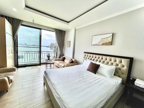 Yen Phu Apartment | West Lake Kemhome - The Lake view