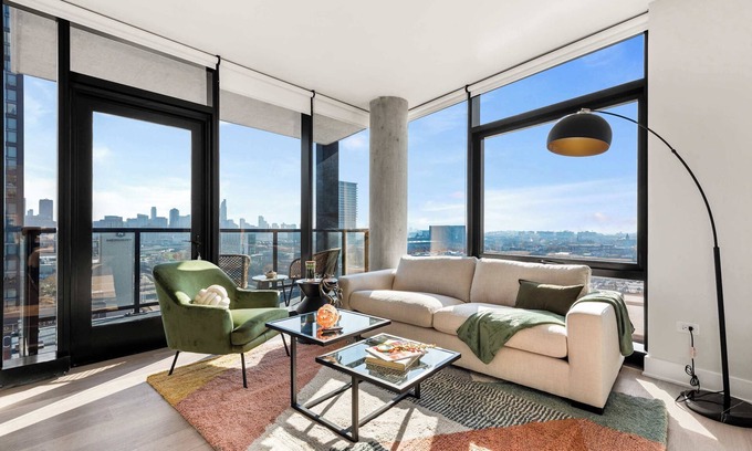 West Loop Apartment | West Loop Scenic Views + Private Balcony Retreat
