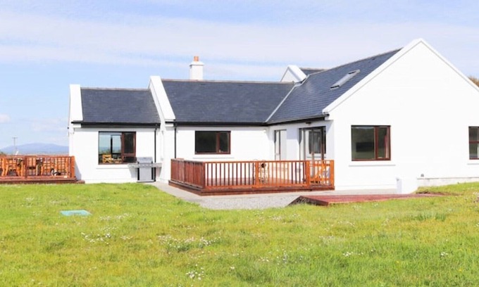 Westport House | Westport 5-star Rental With Stunning Views- Sleeps 13