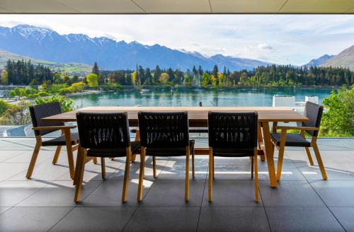 Queenstown Villa | Whakarire by Sotheby's Luxury Rental Homes