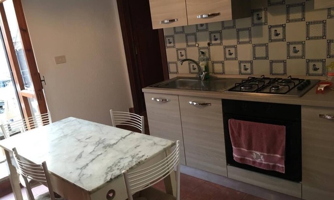 Castellabate Historic Centre Apartment | While Attic in a medioeval town above the coast with breath taking view