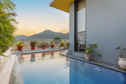 Udaipur District Villa | Whirl Vista- 5 BHK with Pool