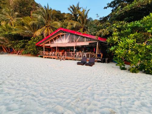 Buruanga House | White Beach Front and Cottages