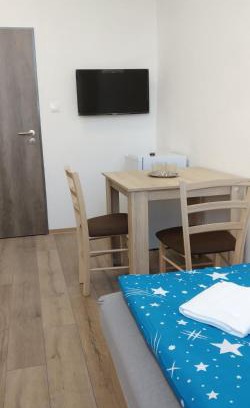Juh Hostel | WHITE CORAL CLUB