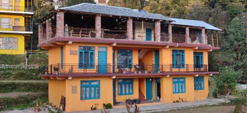 Bhagsu Nag House | White Rabbit Guest House