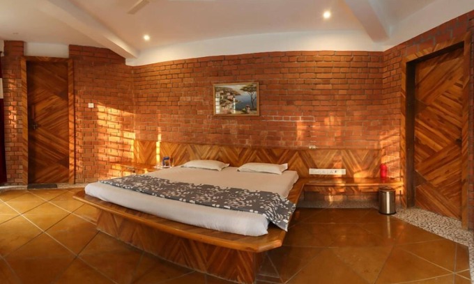 Navi Mumbai Villa | White Triangle By Joy Suites