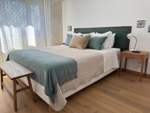 Cascais Apartment | WHome Seaside Getaway Beachfront Apartment