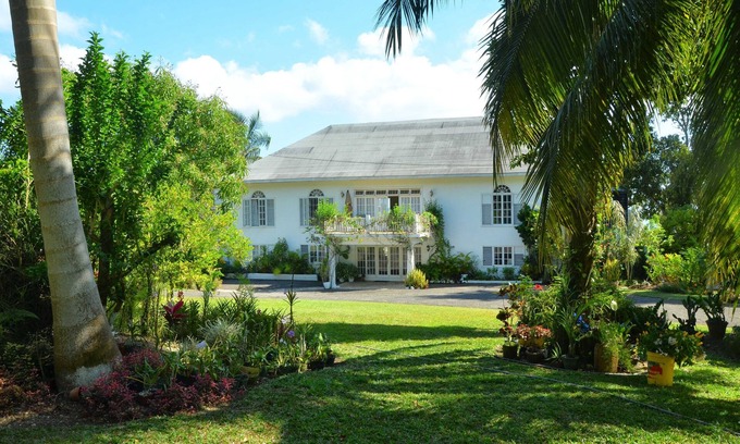 Montego Bay Villa | Wild Orchid 5 BR 5.5 Bth staff Private Paradise Spring Gardens Montego Bay