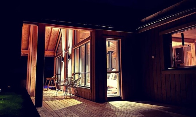 Sor-Fron Cottage | Wildlife luxury holiday house