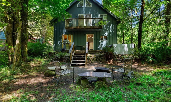 Mount Hood Village Cabin | Wildwood Cabin in Welches