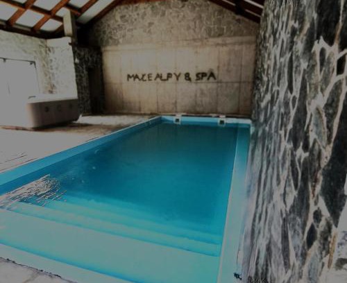 Krzyzowka Bed & Breakfast | WILLA MAŁE ALPY & SPA z Basenem Otwarcie w Grudniu 2025 rok
