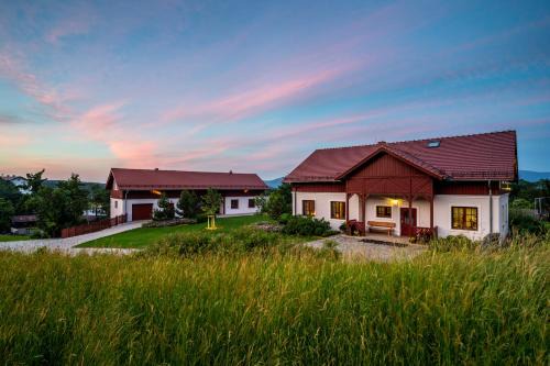 Bystrzyca Kłodzka Bed & Breakfast | Willa Wzgórze Poręba - w ofercie darmowe ładowanie aut elektrycznych