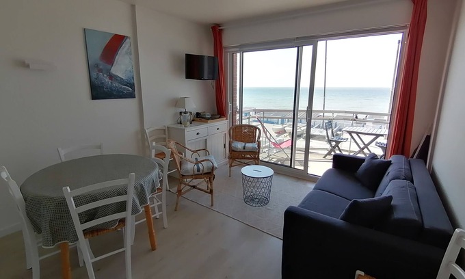 Wimereux Apartment | Wimereux, facing the sea