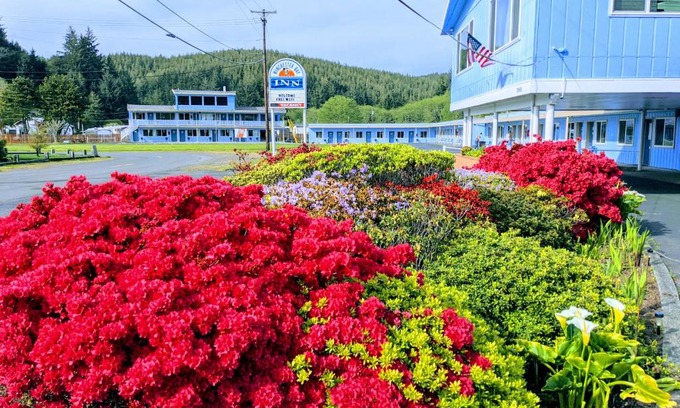 Winchester Bay Hotel | Winchester Bay Inn