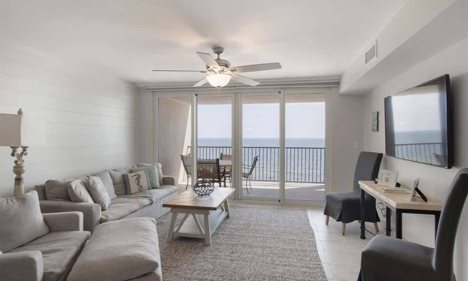 Orange Beach East Apartment | Wind Drift 611 SW Chic Coastal Vibes & Gulf Tides