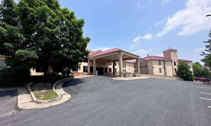 Waynesboro Hotel | Wingate by Wyndham Waynesboro