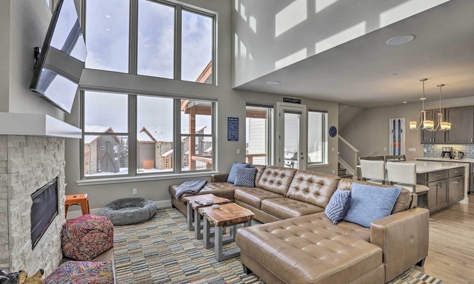 Rendezvous House | Winter Park Area Retreat, Walk to Ski Shuttle