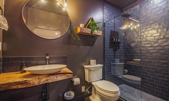 Ucluelet House | Winter's Hideaway Suite