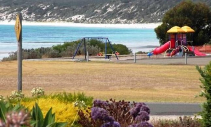 Emu Bay Cottage | Wintersun Holiday Cottage | Emu Bay | Tommys