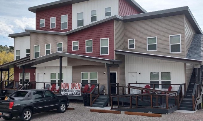 Lava Hot Springs Hotel | Winzig Lodge
