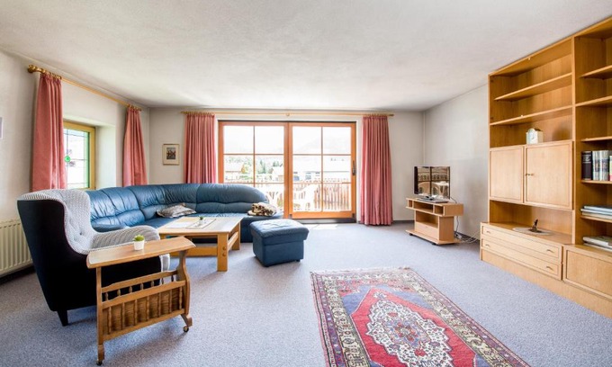 Reutte Apartment | Wonderful bright apartment with balcony & garden