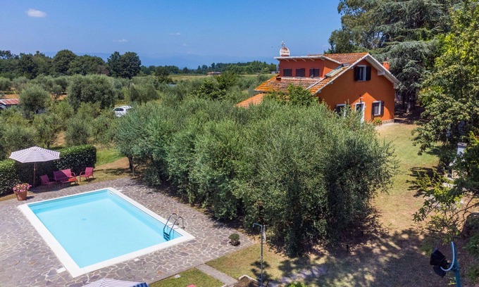 Santa Maria a Monte House | Wonderful private villa for 6 guests with A/C, WIFI, private pool, TV and patio