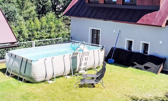 Tanvald House | Wonderful private villa for 8 people with WIFI, TV, patio, pets allowed and panoramic view