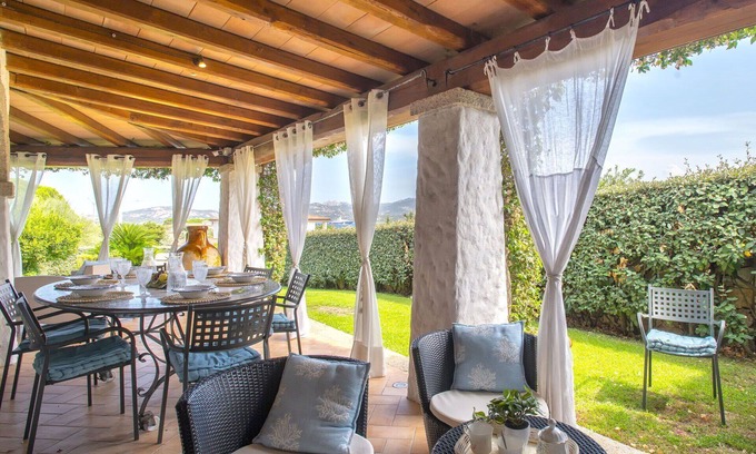 La Conia Villa | Wonderful private villa for 8 people with WIFI, A/C, TV, patio and pets allowed