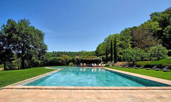 Barberino Val d'Elsa Villa | Wonderful private villa with WIFI, hot tub, private pool, A/C, TV, patio, close to San Gimignano