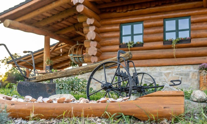 Benesov nad Cernou House | Wonderful private villa for 12 people with WIFI, patio and pets allowed