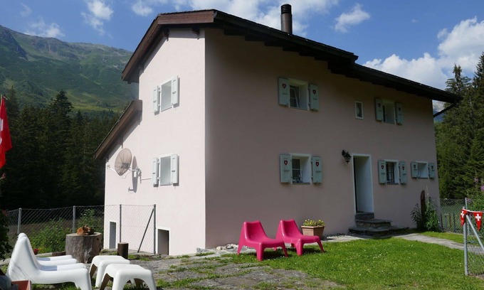 Blenio House | Wonderful private villa for 5 people with WIFI, TV, patio, pets allowed and panoramic view