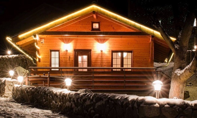 Becov nad Teplou House | Wonderful private villa for 4 people with WIFI, TV and patio