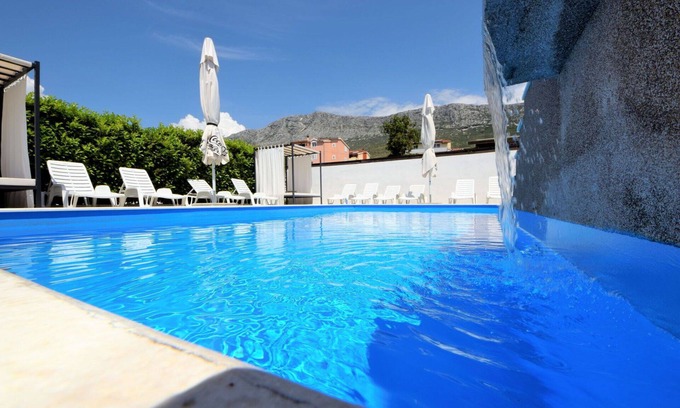 Kastel Sucurac House | Wonderful private villa for 10 people with WIFI, A/C, private pool, TV and terrace