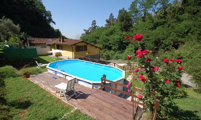Massa e Cozzile Villa | Wonderful villa for 6 people with private pool, internet, TV, patio and pets allowed