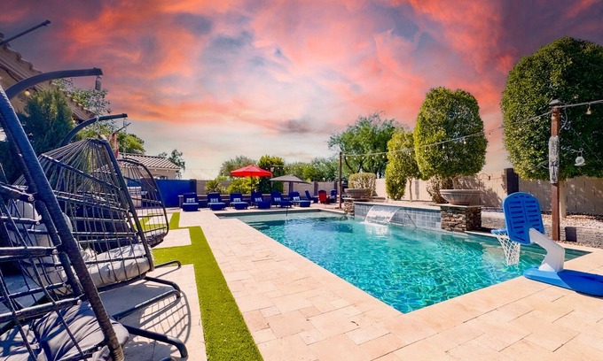 Villages At Queen Creek House | WOW! Queen Creek Heated Pool Home Sleeps 10. 3 King Rooms.