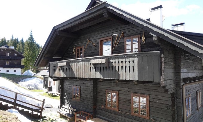 Sonnleitn Apartment | Wunderprächtiges Berghüttenerlebnis am Nassfeld