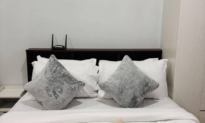 Mandurriao Apartment | WV Towers Studio with Modern Comforts