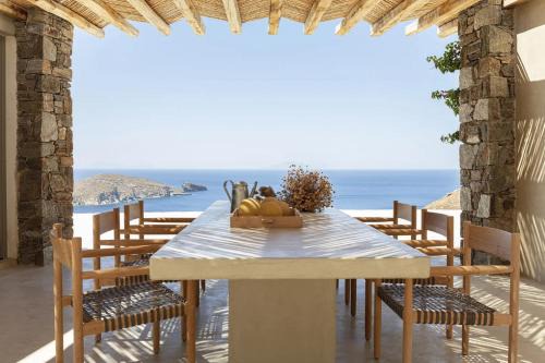 Serifos Apartment | Xerolithi Cycladic Awarded Villa