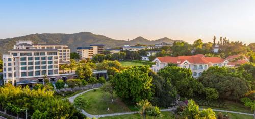 Huli Hotel | Xiamen C&D Hotel-Free Welcome Snacks-Oasis Garden