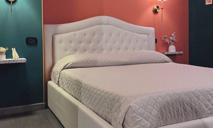 Iglesias Bed & Breakfast | Xihouse, our best Double Room in a green park.