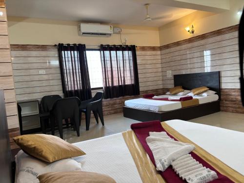 Kollur Hotel | Yamuna Vihaar Tourist Home