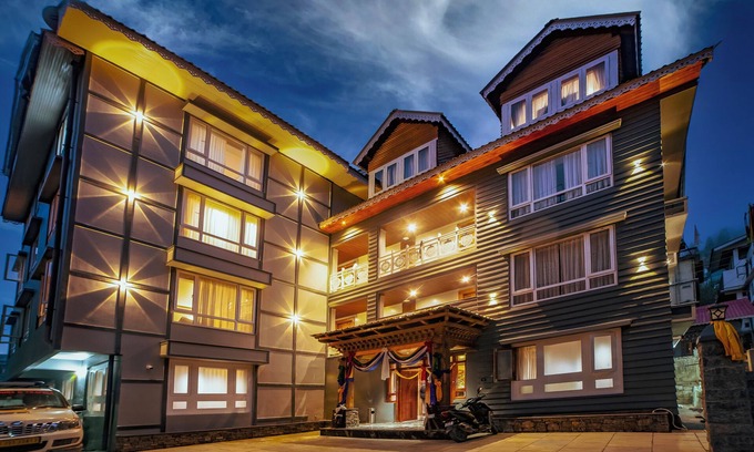 Soshing Hotel | Yashshree Lachen