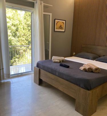 Sinarades Apartment | Yia Sou Corfu! "Mariposa"