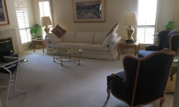 Saddlebrooke House | You will feel comfortable in this home in SaddleBrooke AZ adult community.