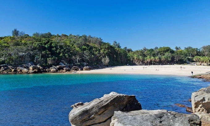 Manly Apartment | Your best choice of direct Beach front accommodation in Manly 3