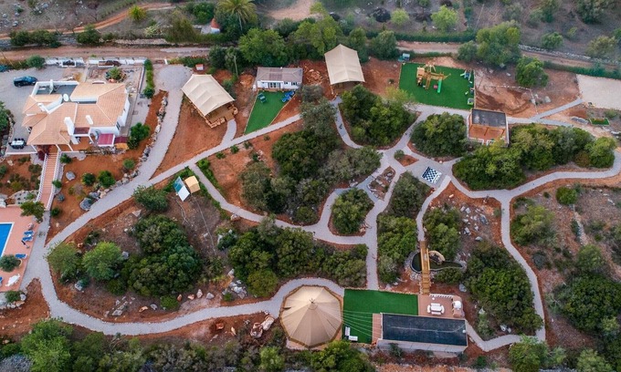 Mem Moniz House | Your own Private 3 acre, Exclusive Holiday Village “Casa Branca”