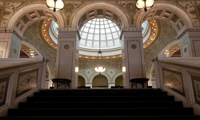 Downtown Chicago Resort | Your Relaxing Getaway Awaits! 4 Posh Units, Pets Allowed, Near Picasso Statue